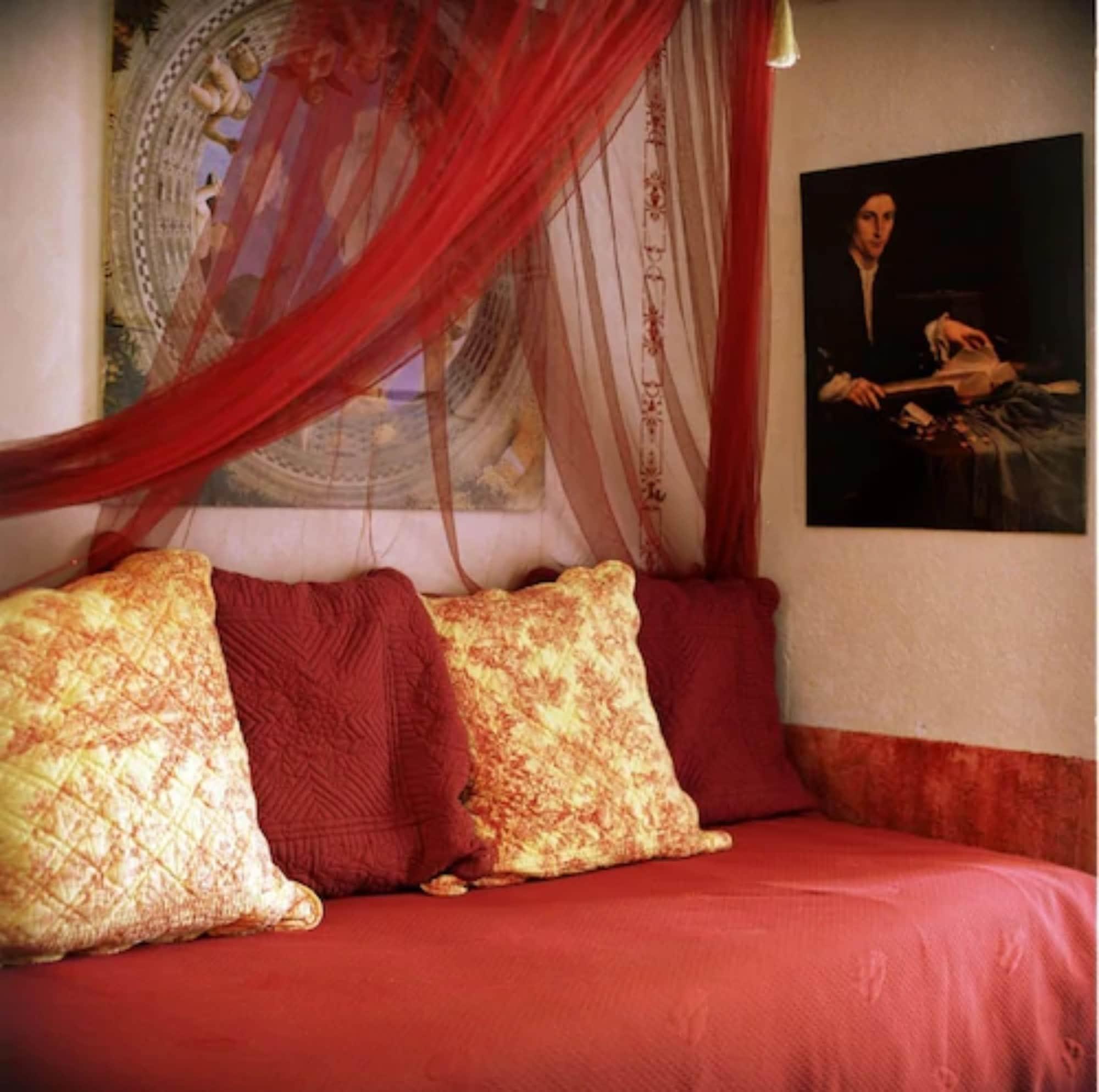 Hotel Mas De La Chapelle 4*