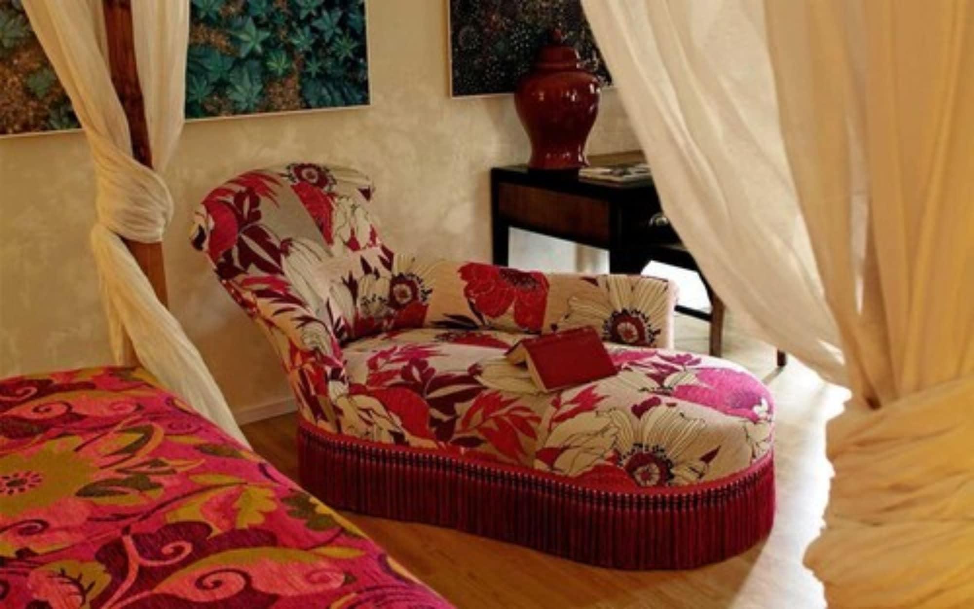 Mas De La Chapelle Hotel