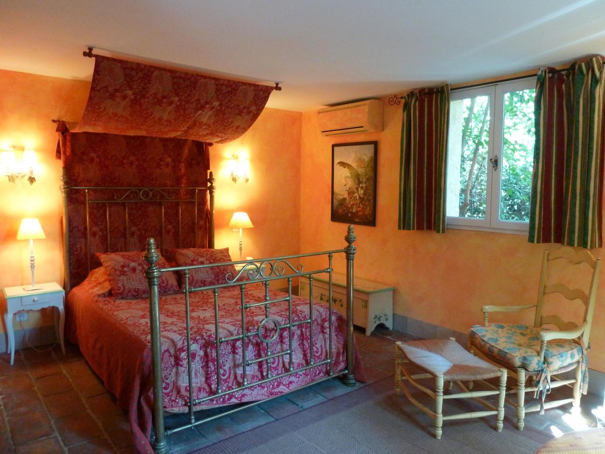 Hotel Mas De La Chapelle